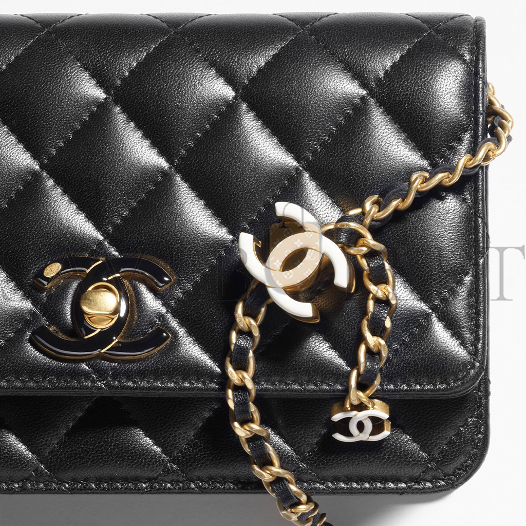 CHANEL ON-CHAIN WALLET SHINY LAMBSKIN, ENAMEL AND GOLD-TONE METAL BLACK AP3938 (19.5*12*5.5cm)